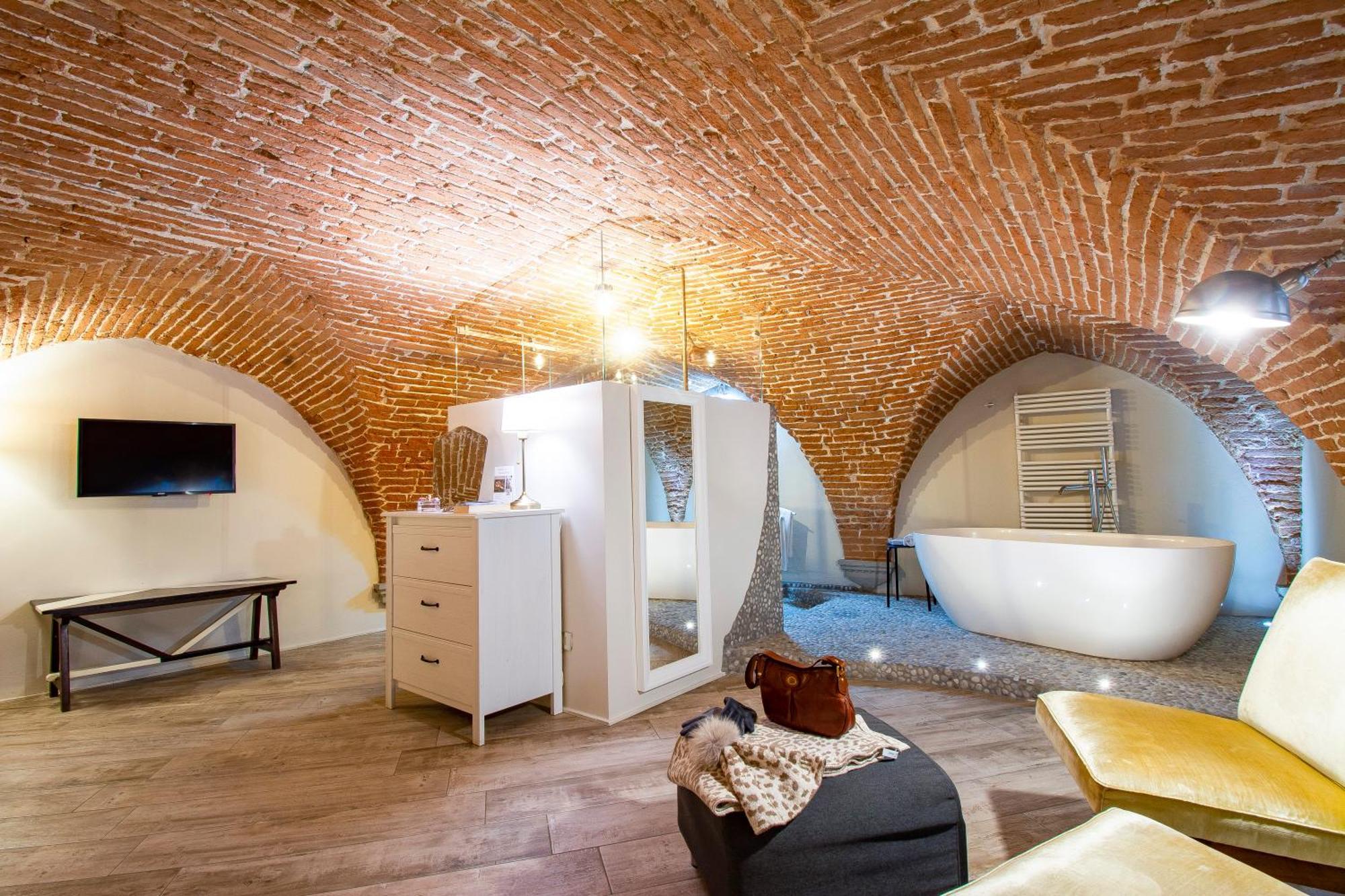 N4U Guest House Флоренция Экстерьер фото